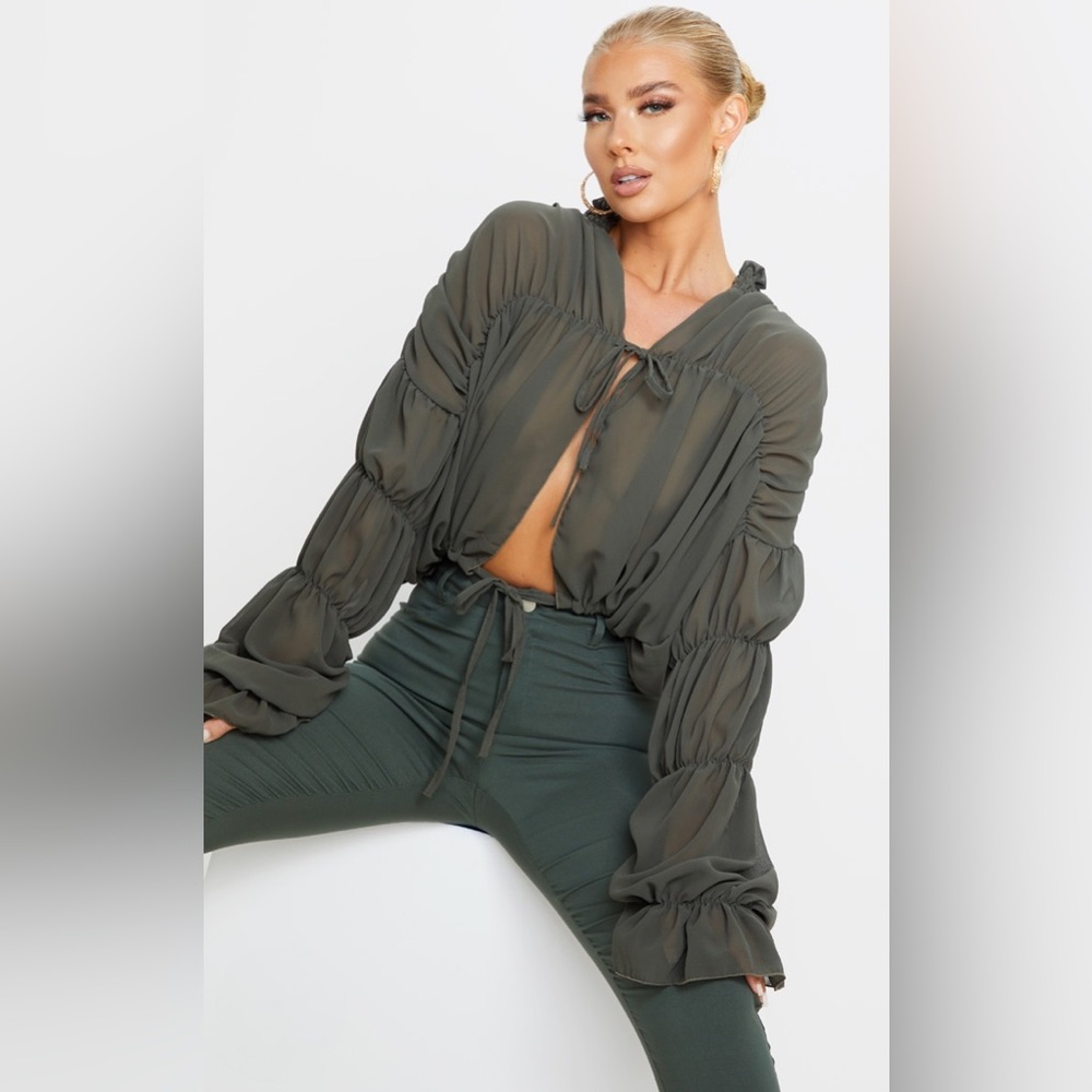 Green Sheer Ruched Tiered Blouse Size 4 (small) - Picture 5 of 5